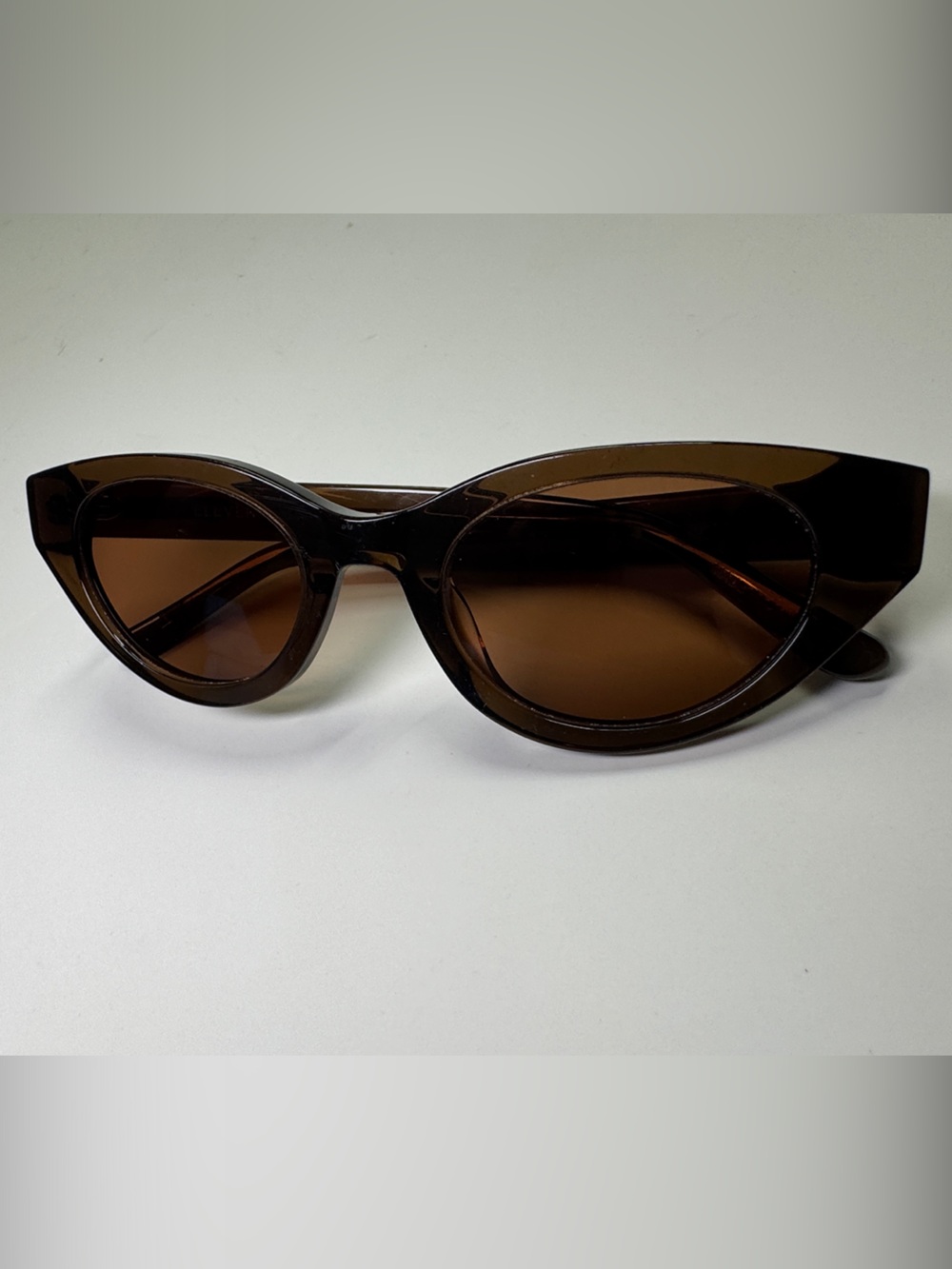 Eleventh Hour Girls Trip Cat Eye Sunglasses in Brown